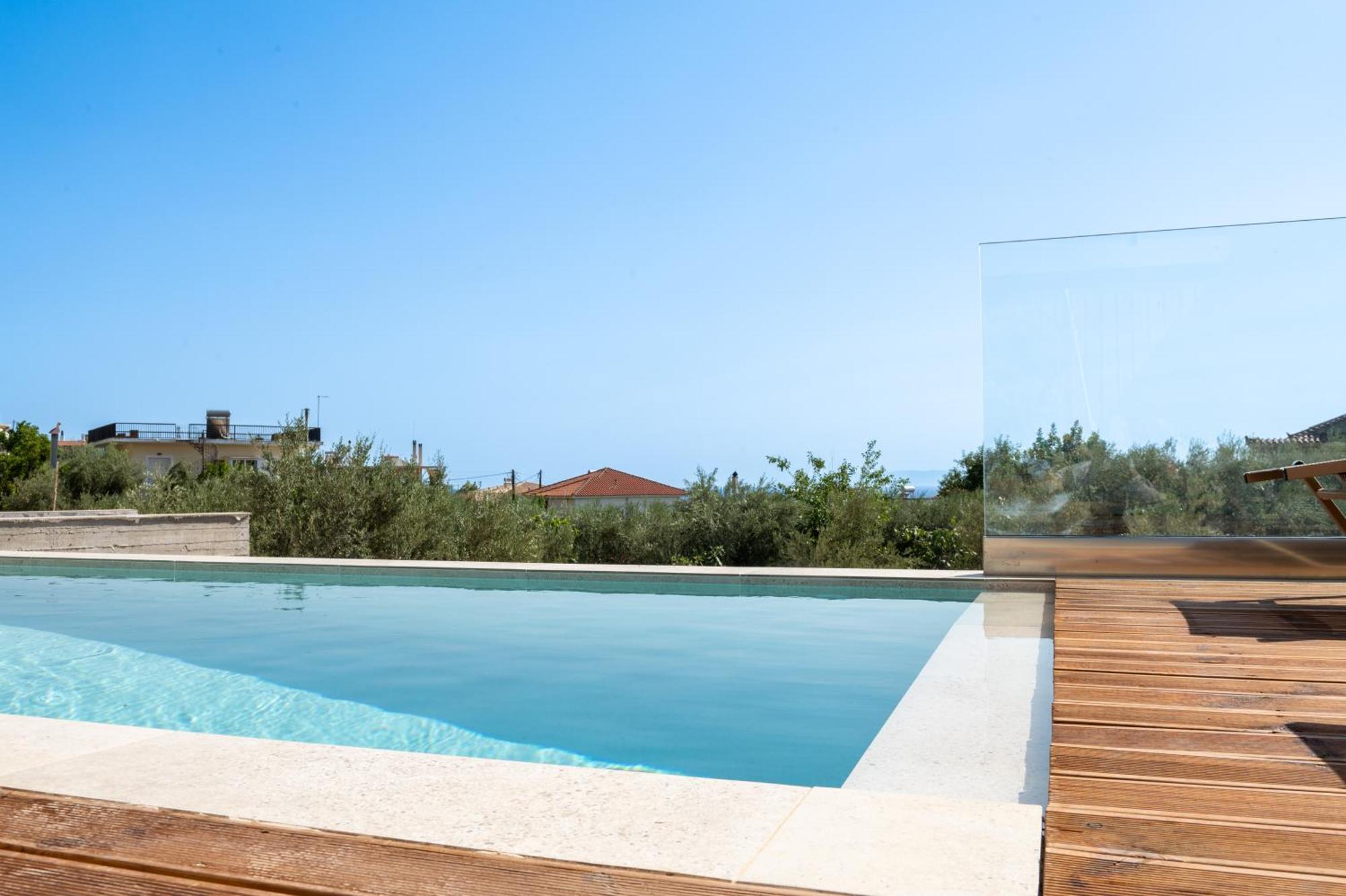 Petradi Suites كالاماتا المظهر الخارجي الصورة