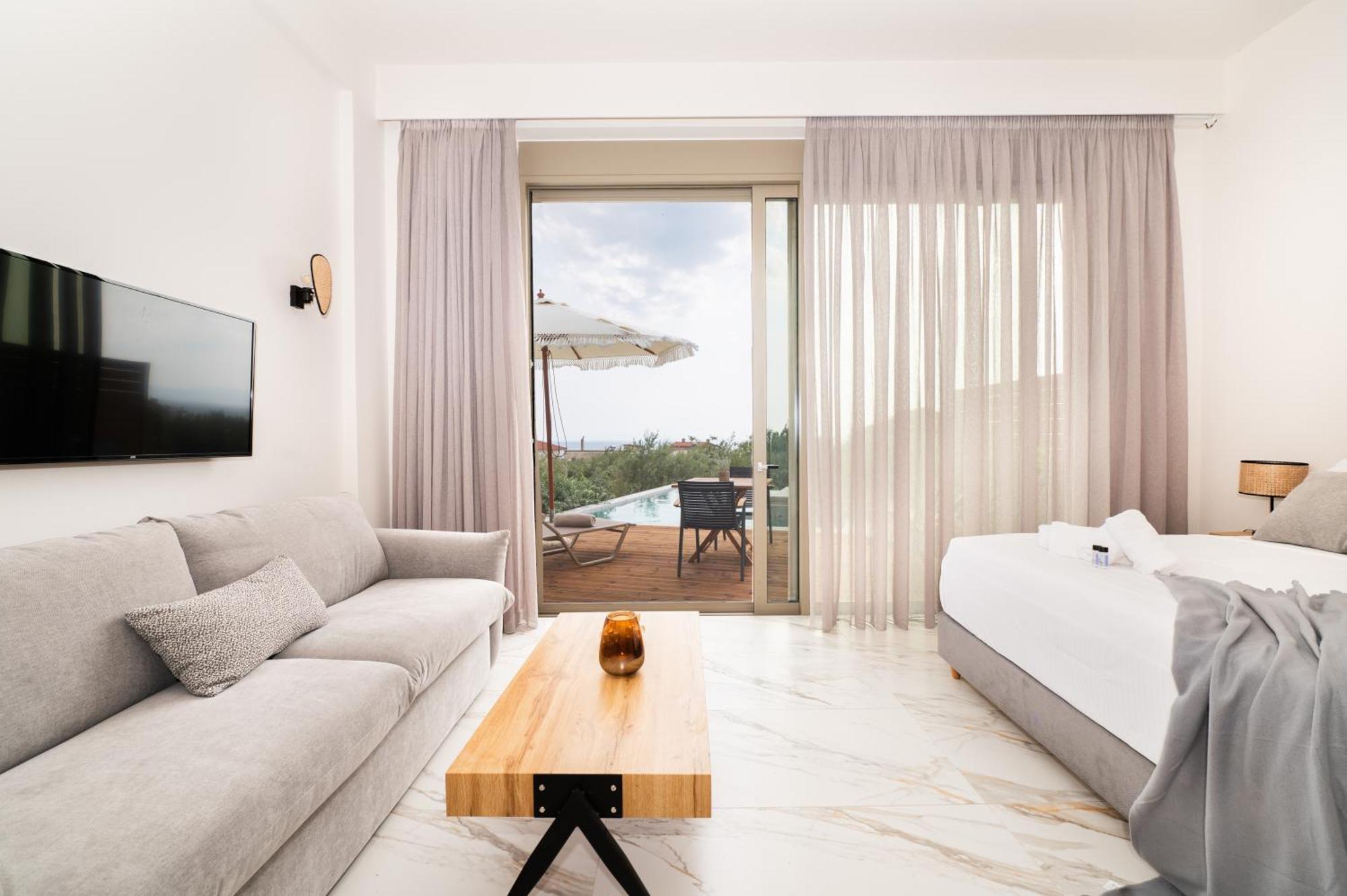 Petradi Suites كالاماتا المظهر الخارجي الصورة