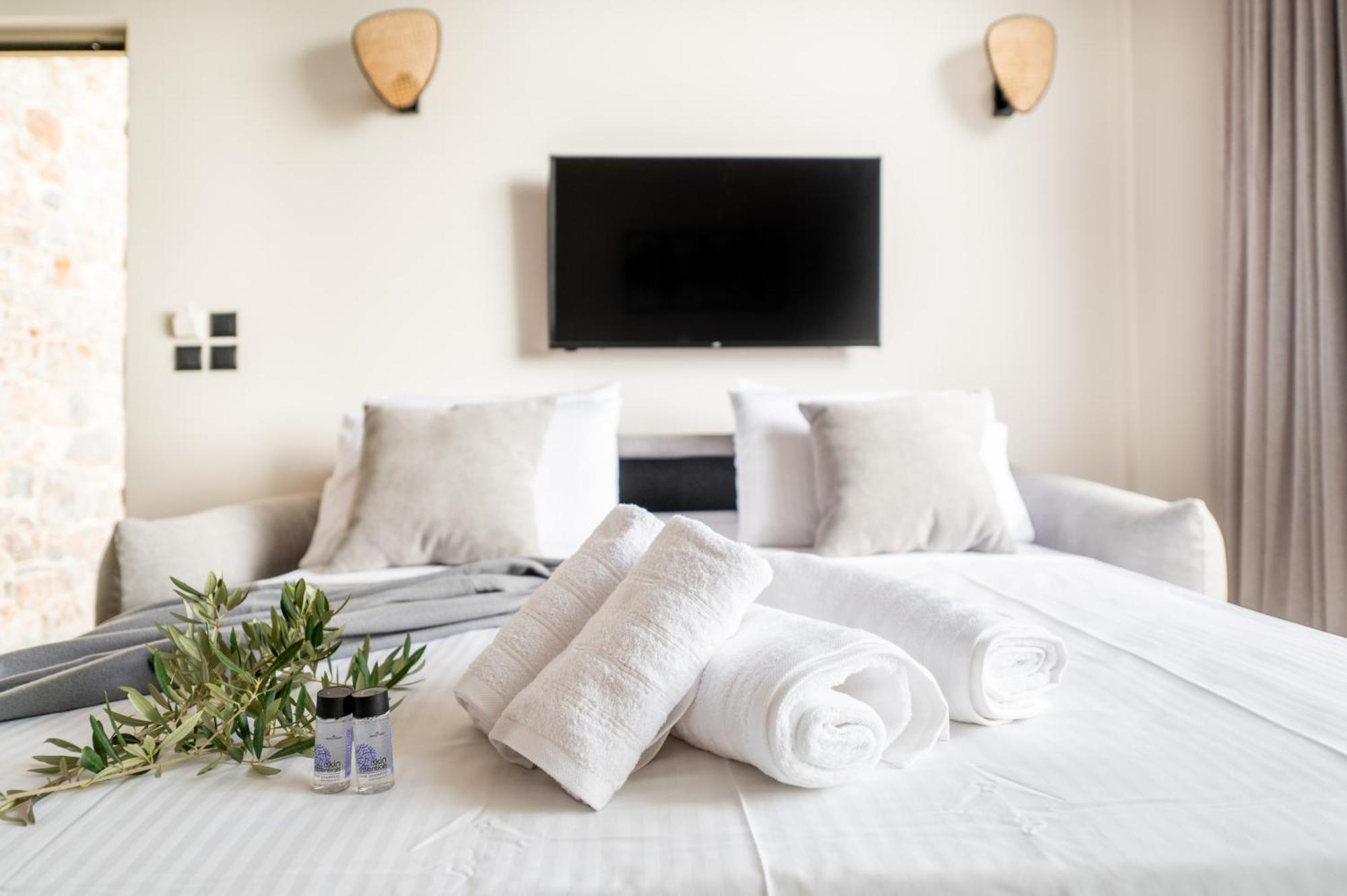 Petradi Suites كالاماتا المظهر الخارجي الصورة