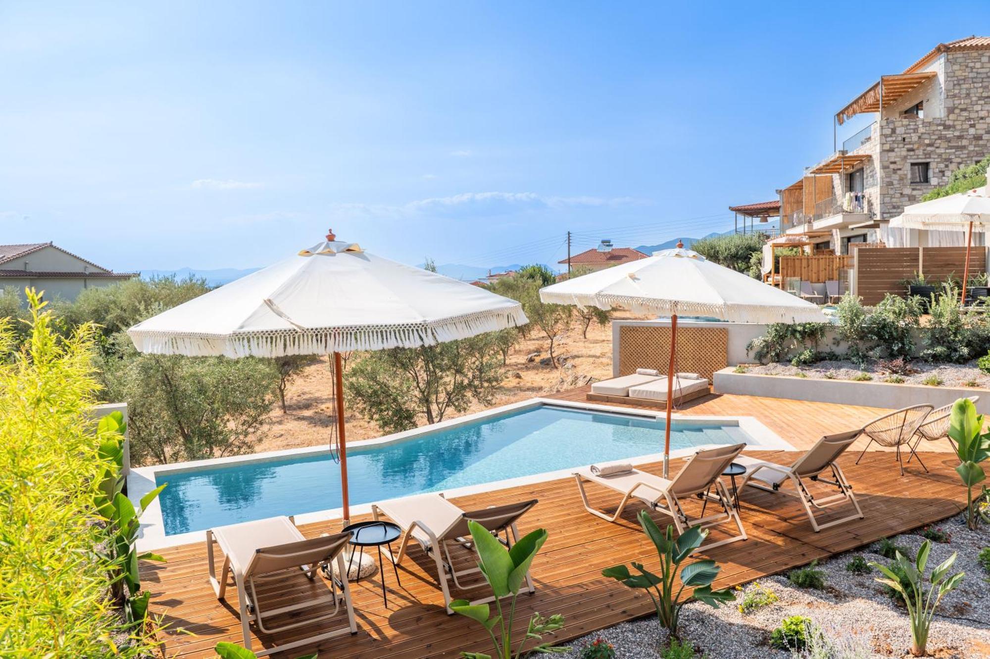 Petradi Suites كالاماتا المظهر الخارجي الصورة