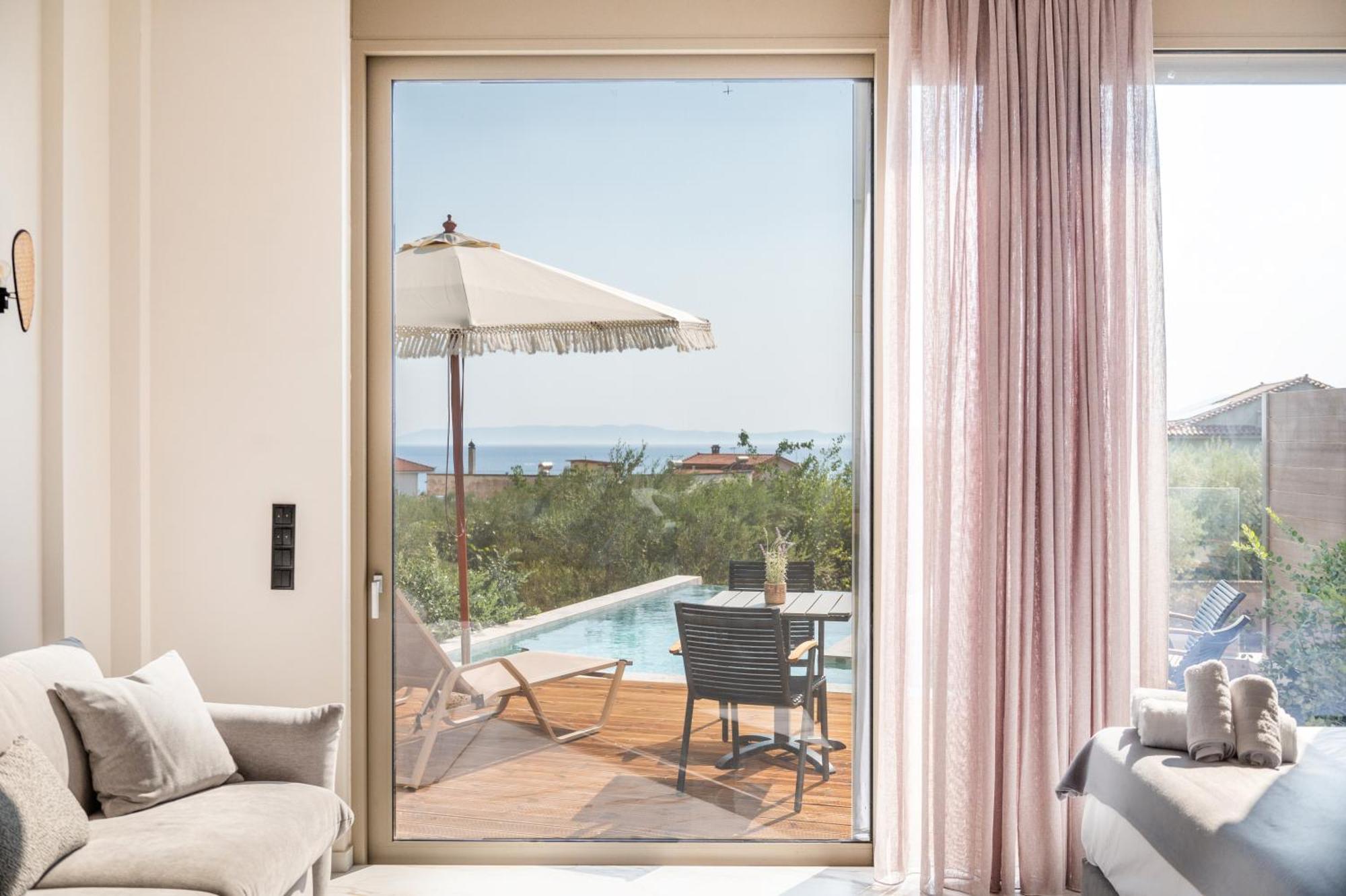Petradi Suites كالاماتا المظهر الخارجي الصورة